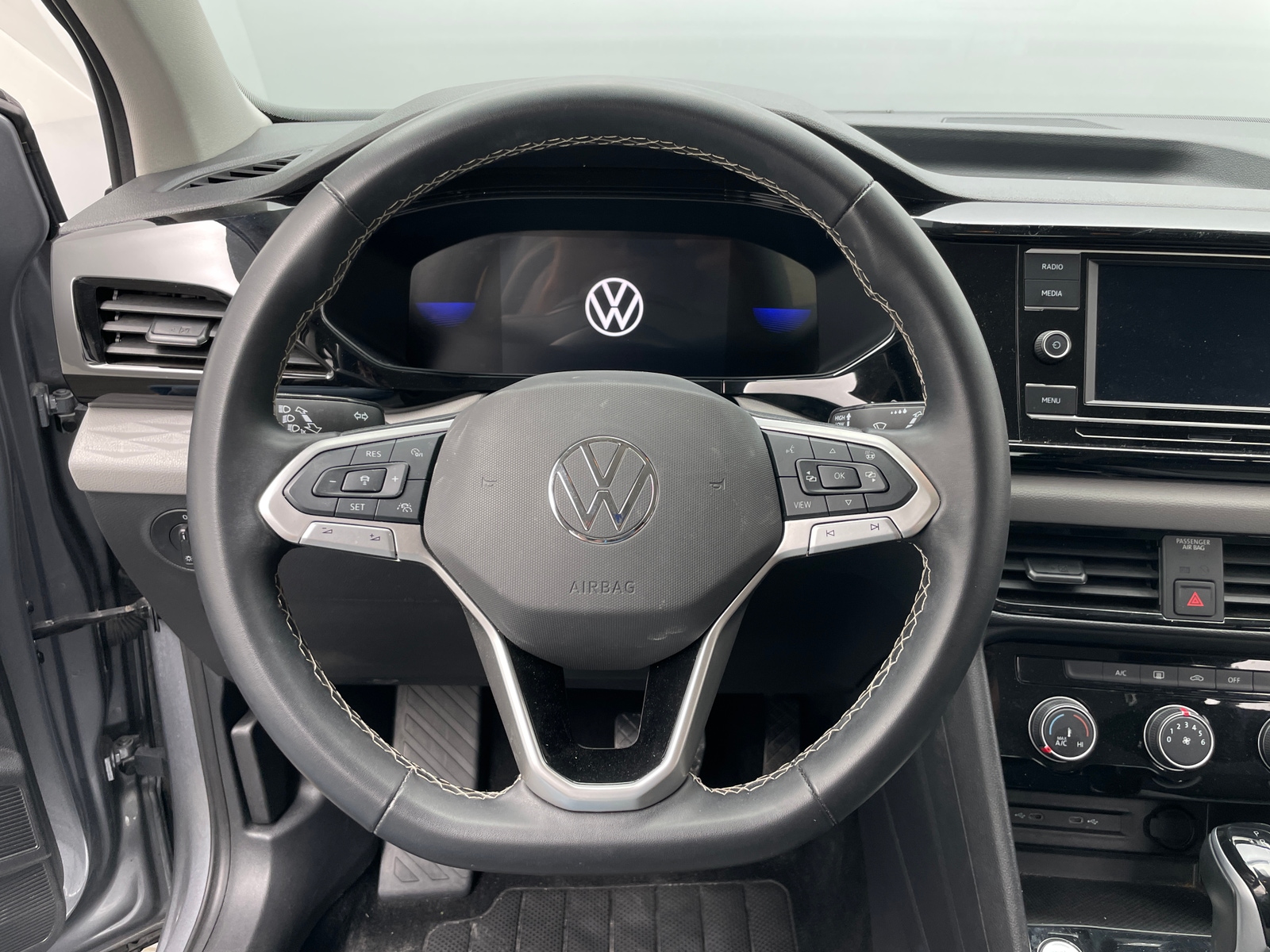 Thumbnail: 2024 Volkswagen Taos - 5