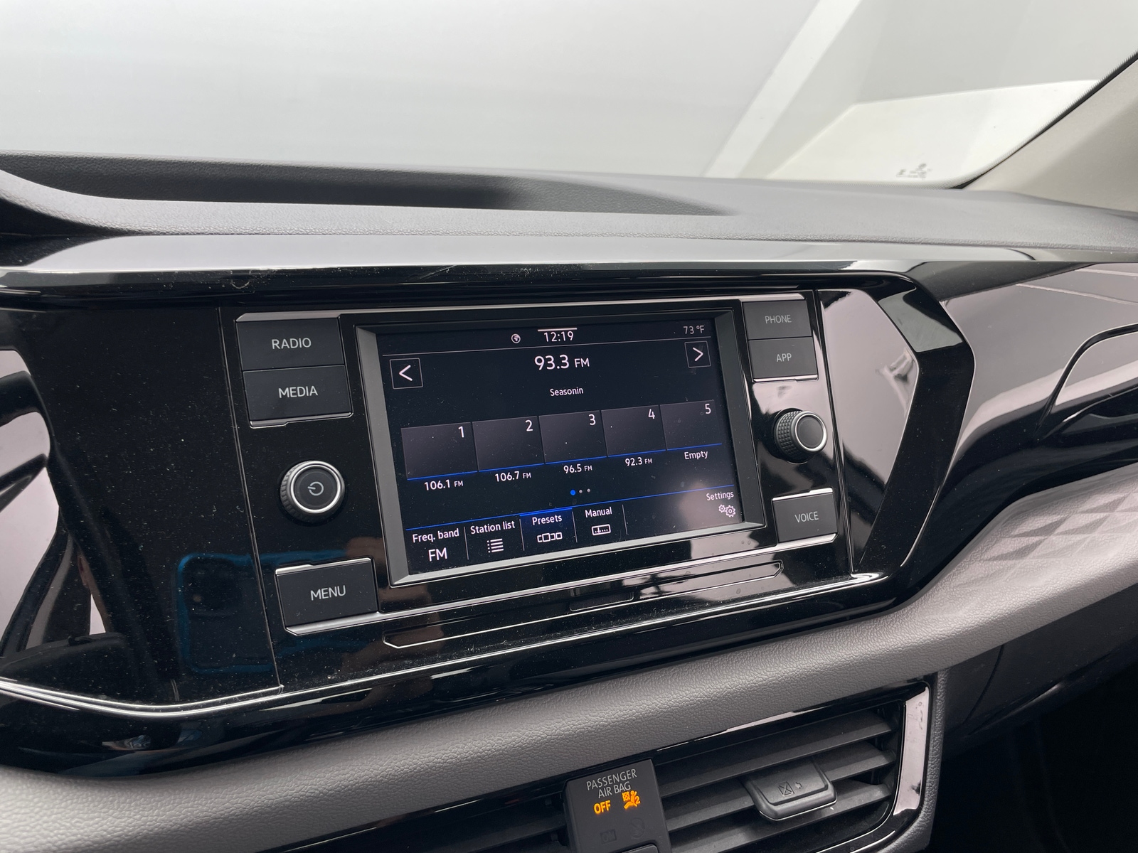 Thumbnail: 2024 Volkswagen Taos - 4