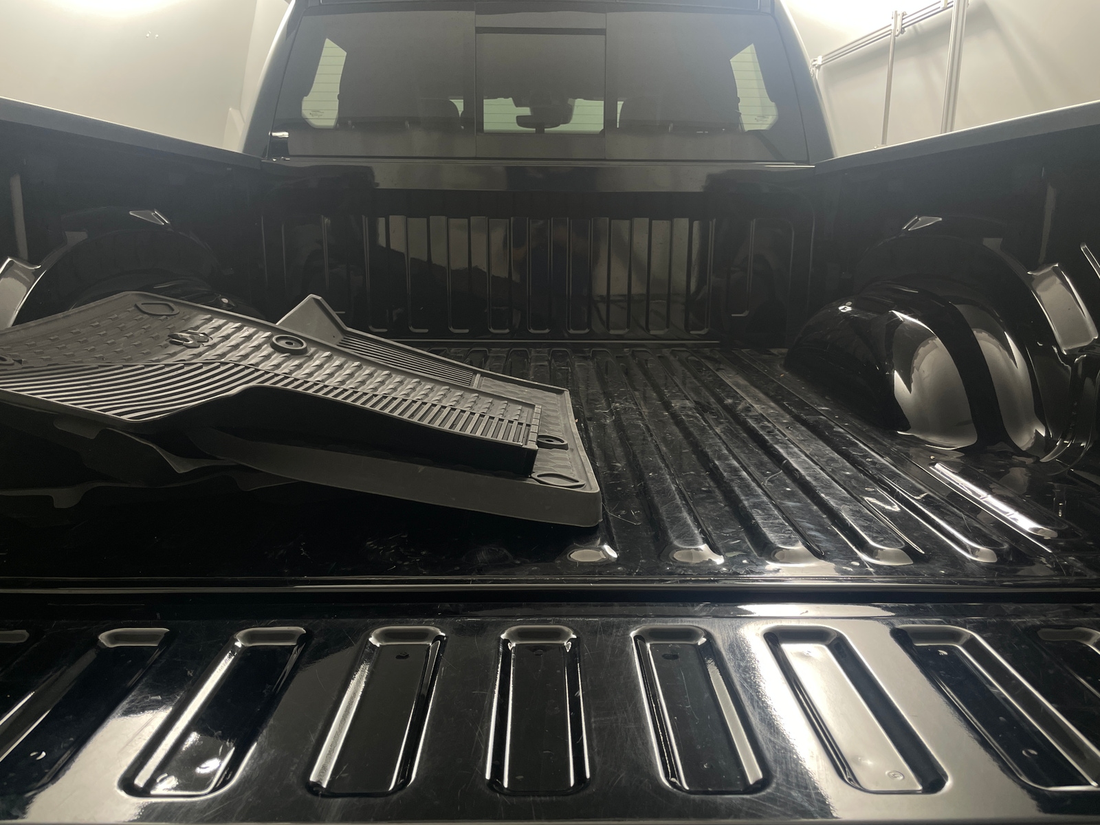 Thumbnail: 2025 RAM 1500 - 6