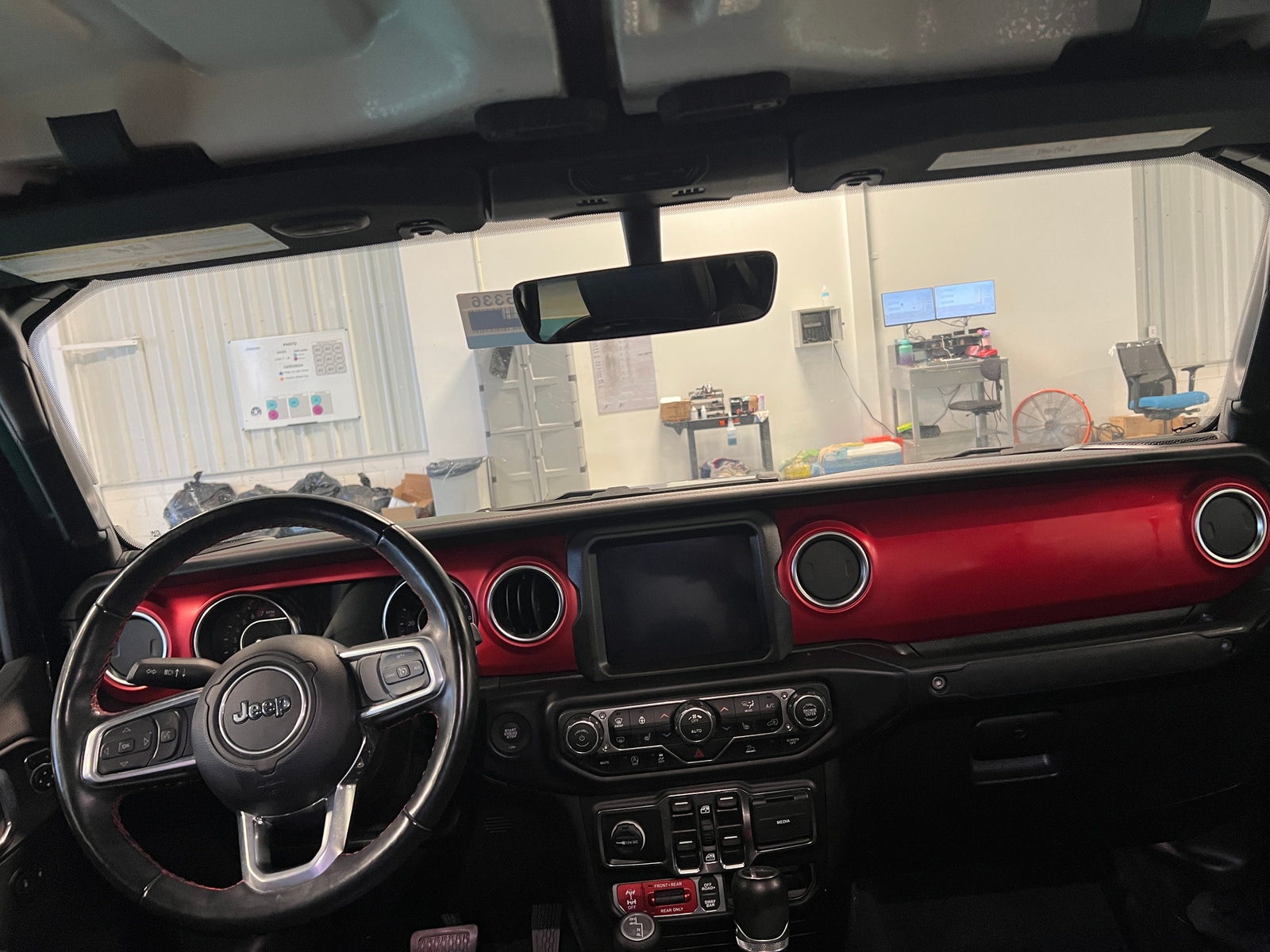 Thumbnail: 2021 Jeep Gladiator - 3