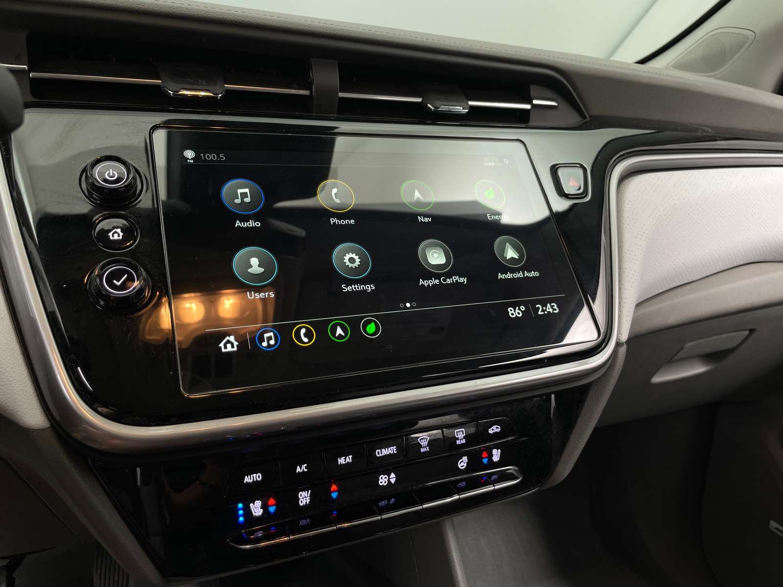 Thumbnail: 2023 Chevrolet Bolt EUV - 3