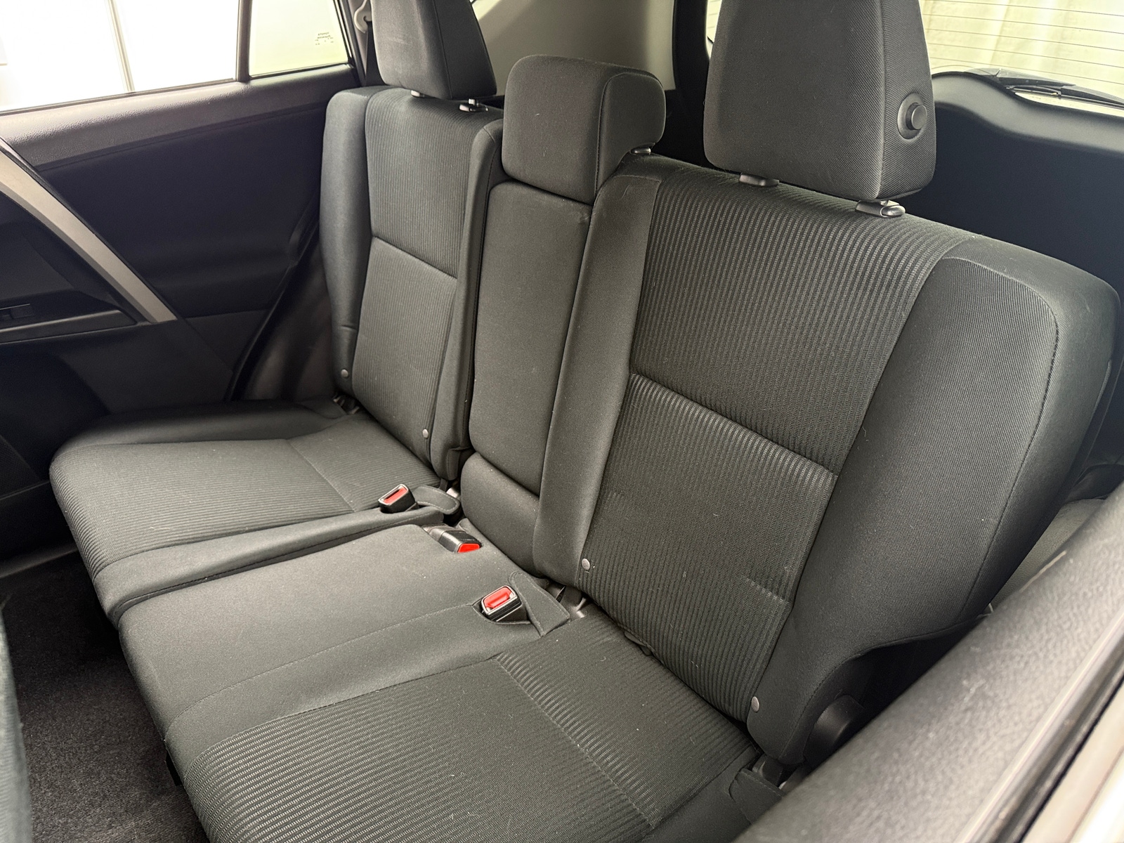 Thumbnail: 2018 Toyota RAV4 - 6