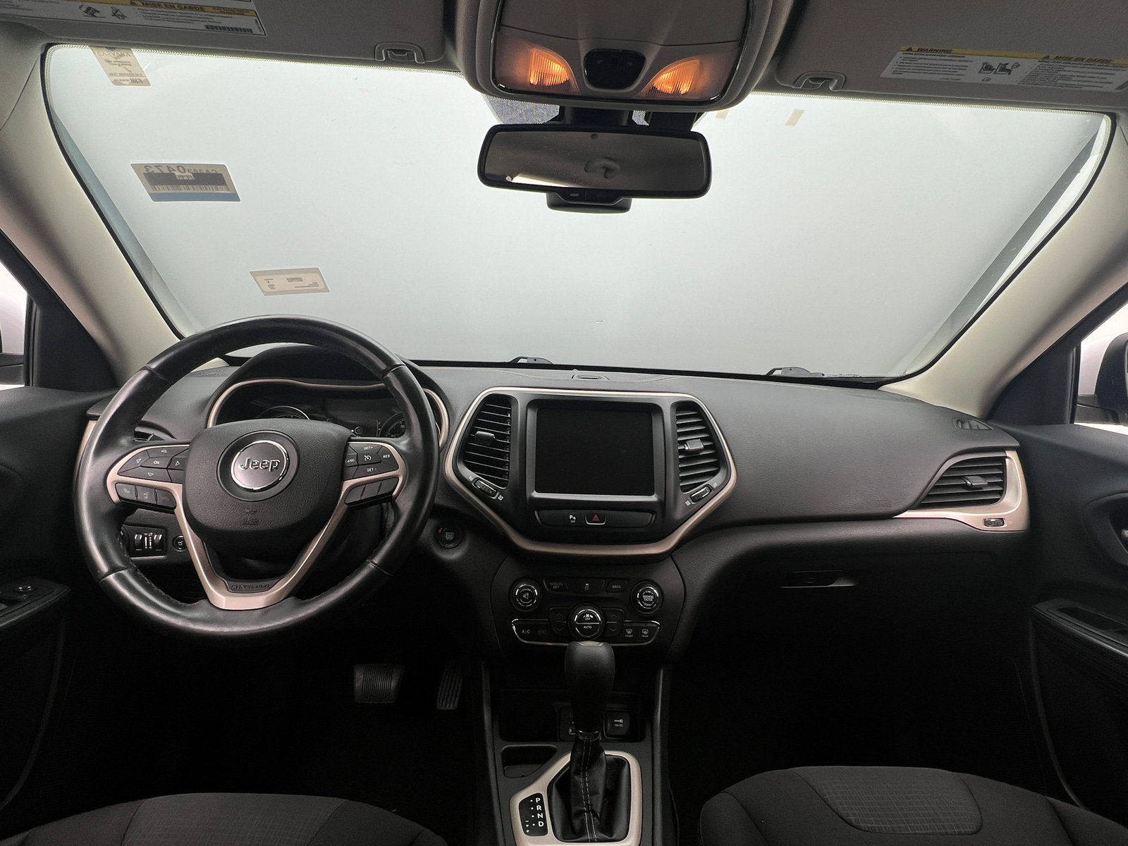Thumbnail: 2017 Jeep Cherokee - 3