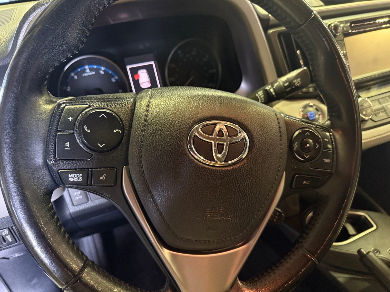 Thumbnail: 2018 Toyota RAV4 - 5