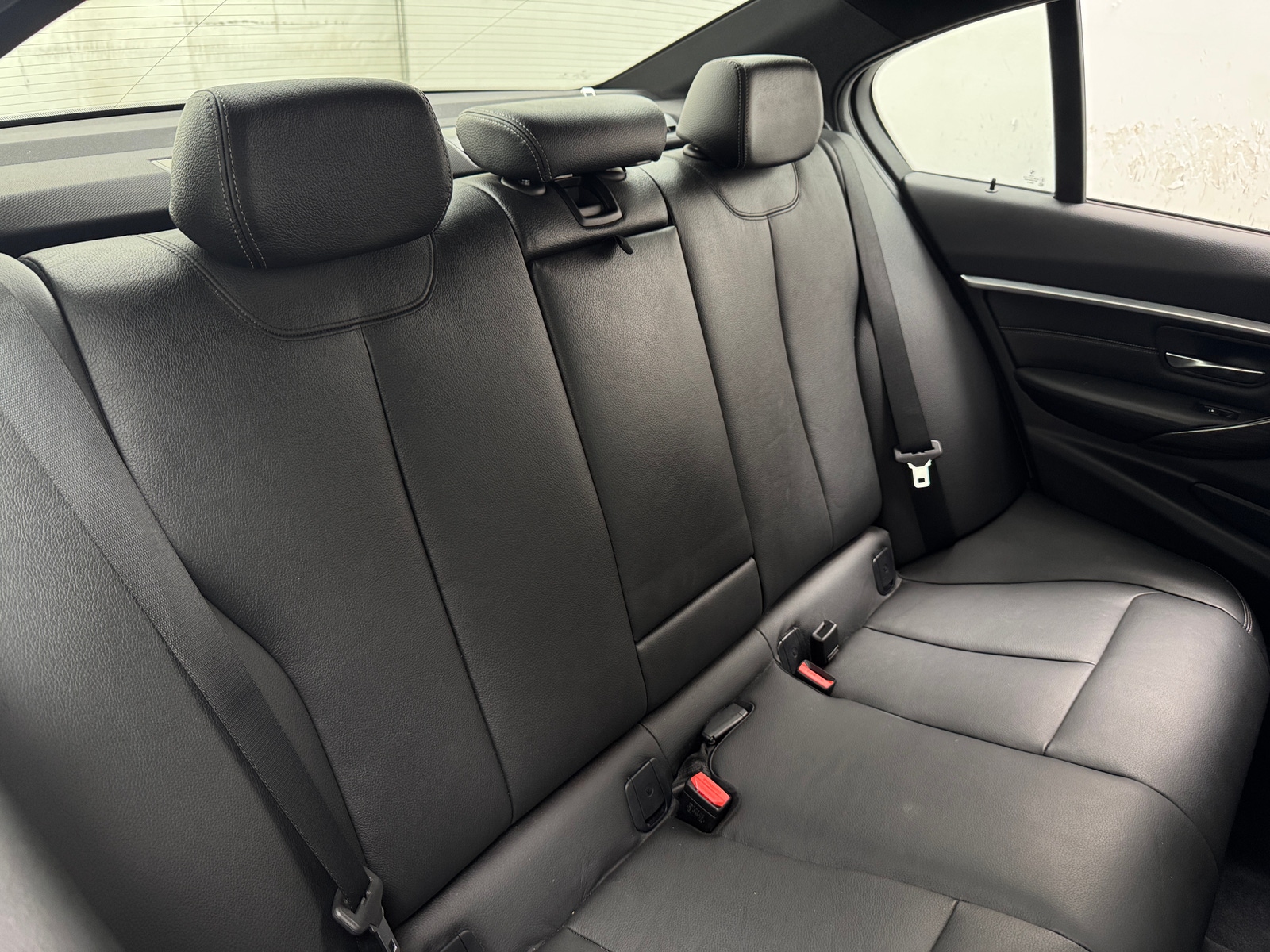 Thumbnail: 2016 BMW 3 Series - 5