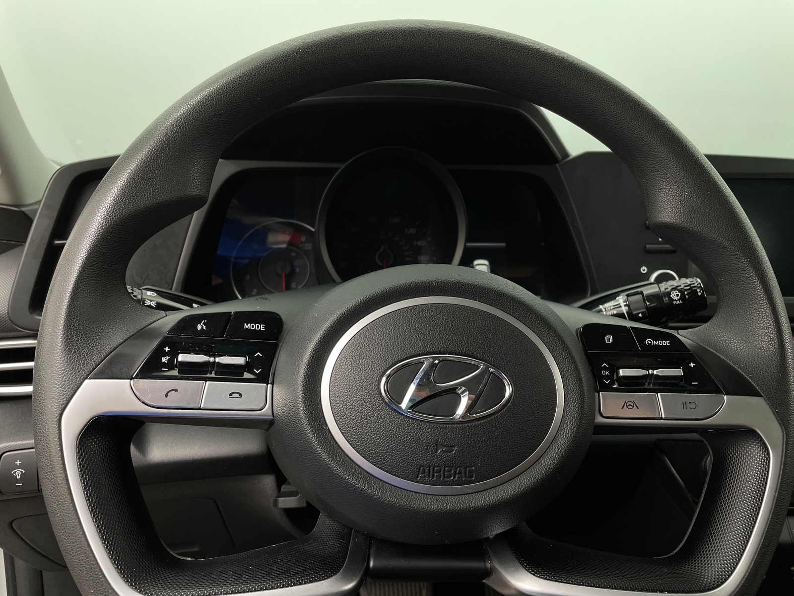 Thumbnail: 2022 Hyundai Elantra - 5