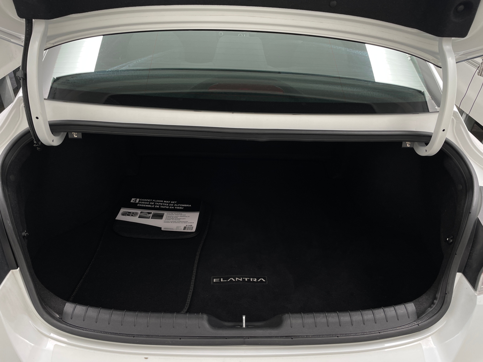 Thumbnail: 2022 Hyundai Elantra - 7