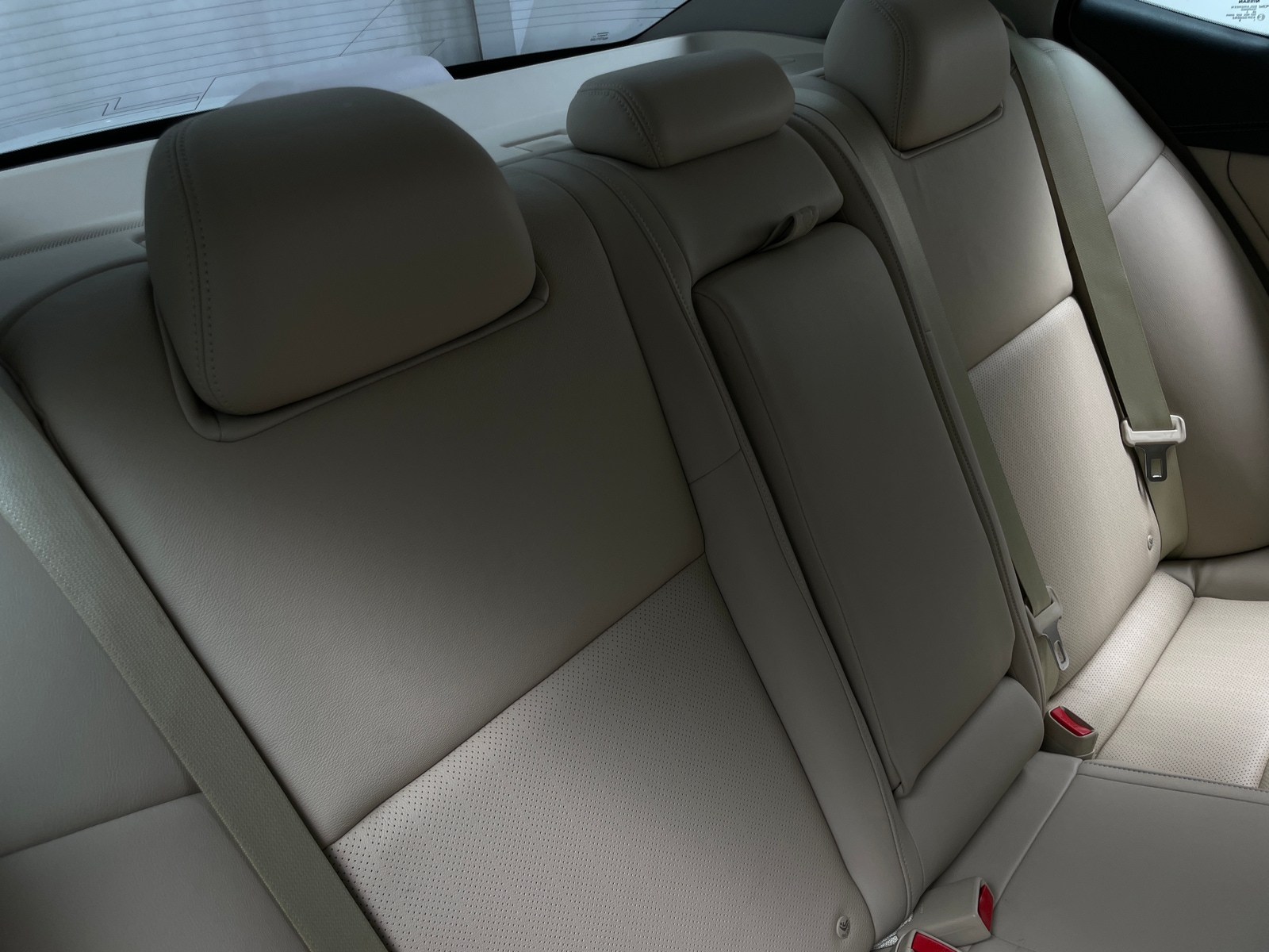 Thumbnail: 2016 Nissan Maxima - 5