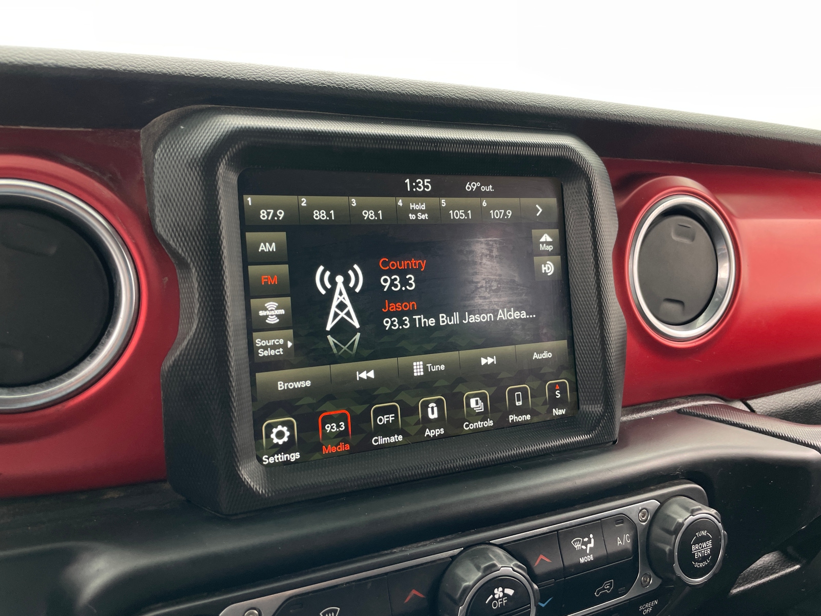 Thumbnail: 2022 Jeep Wrangler - 4
