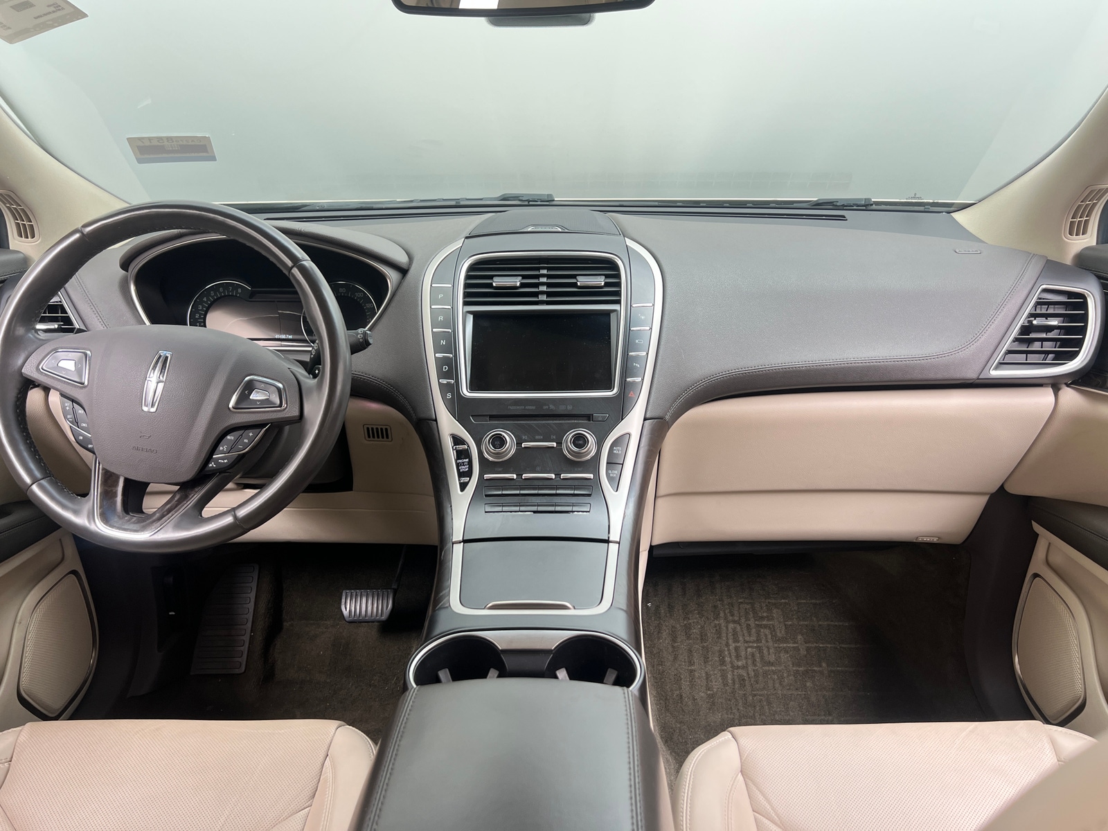 Thumbnail: 2017 Lincoln MKX - 2