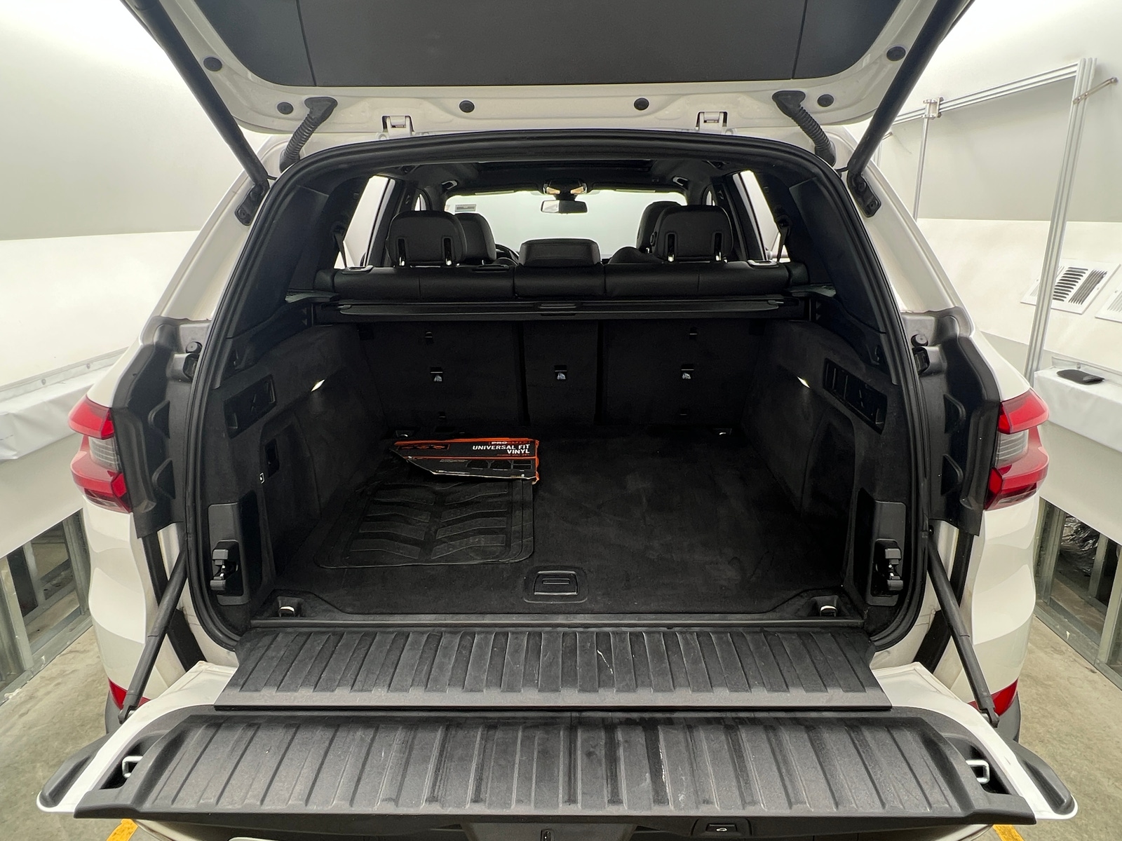 Thumbnail: 2023 BMW X5 - 7