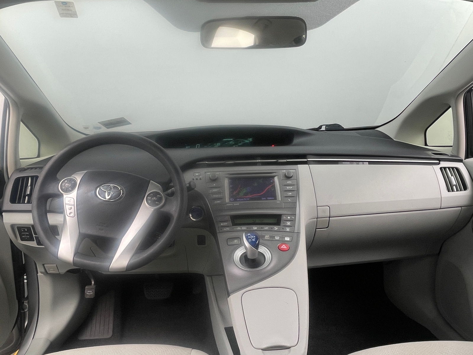 Thumbnail: 2015 Toyota Prius - 3
