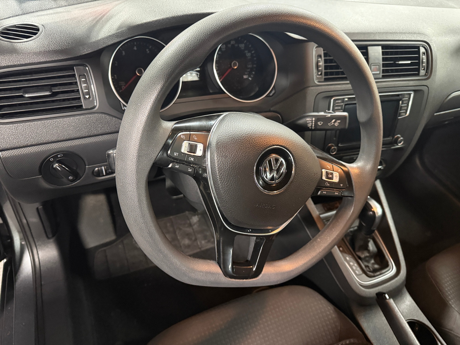Thumbnail: 2016 Volkswagen Jetta - 5