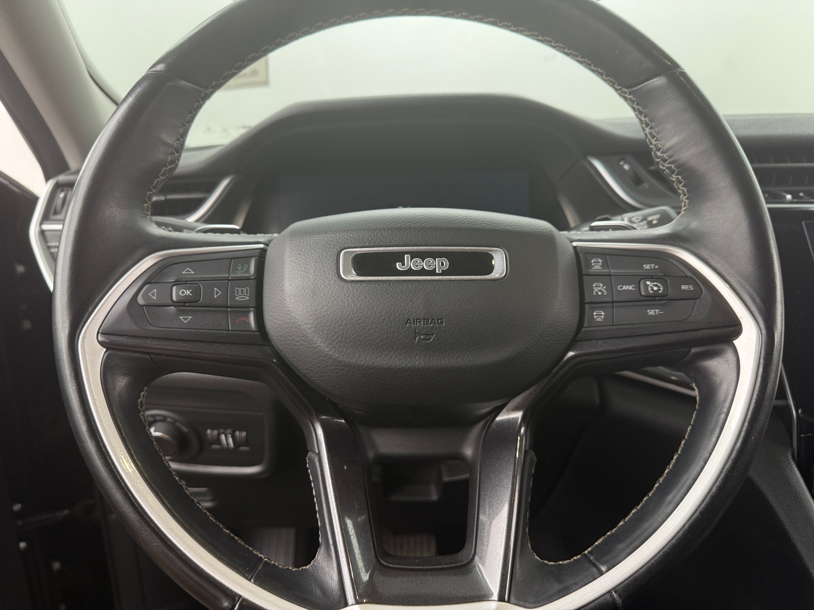 Thumbnail: 2021 Jeep Grand Cherokee L - 5