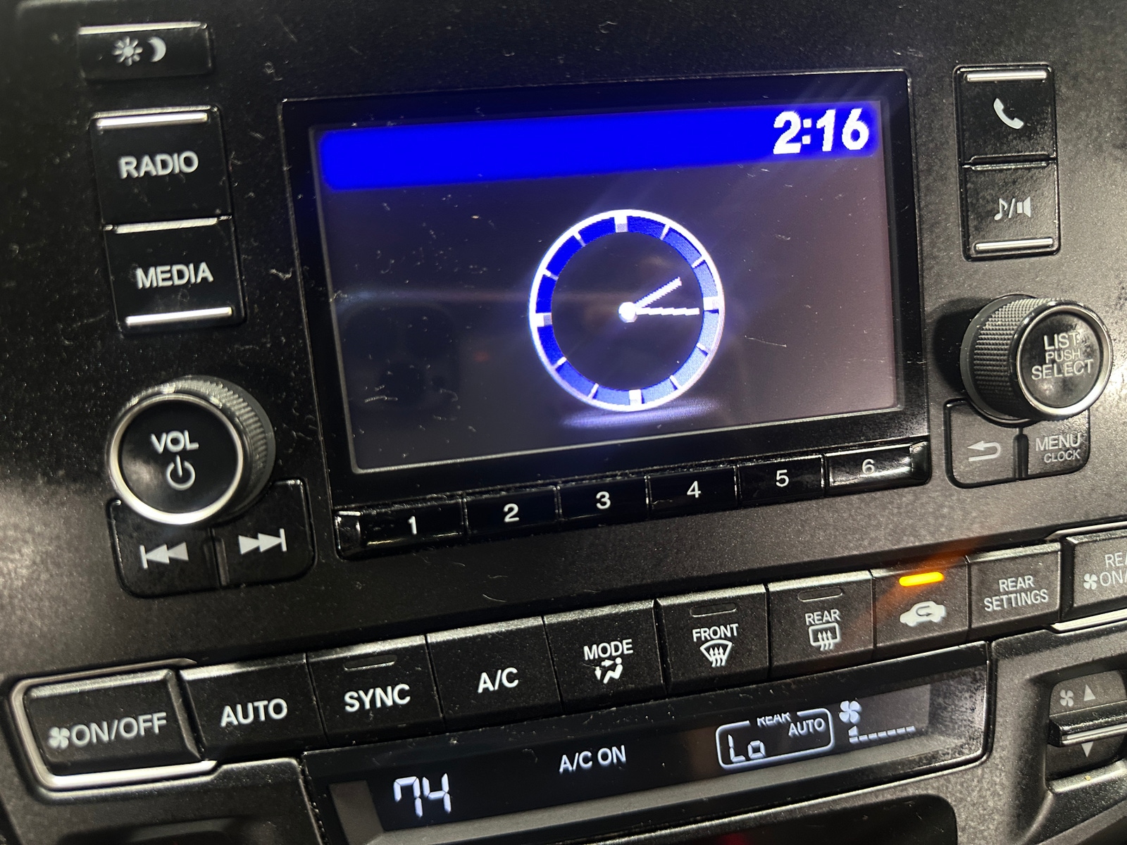 Thumbnail: 2018 Honda Odyssey - 4