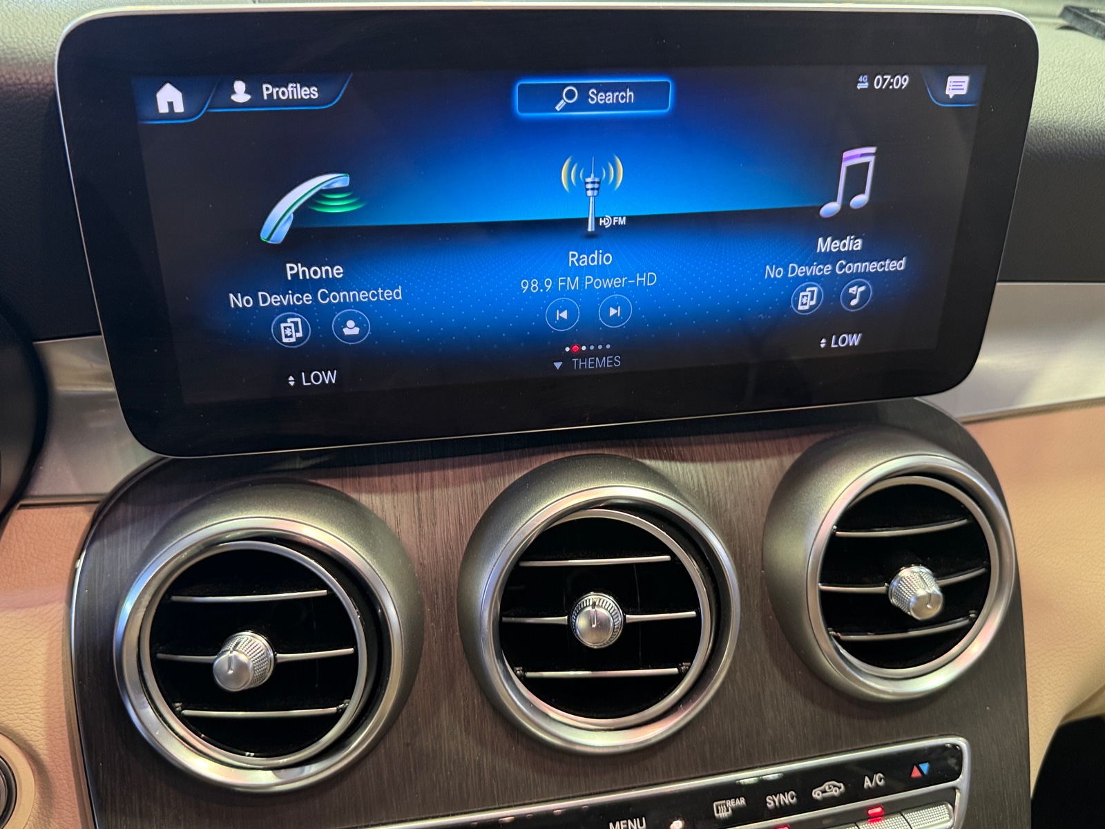 Thumbnail: 2020 Mercedes-Benz GLC - 3