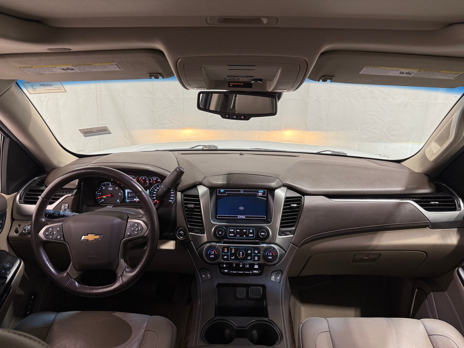 Thumbnail: 2019 Chevrolet Tahoe - 2