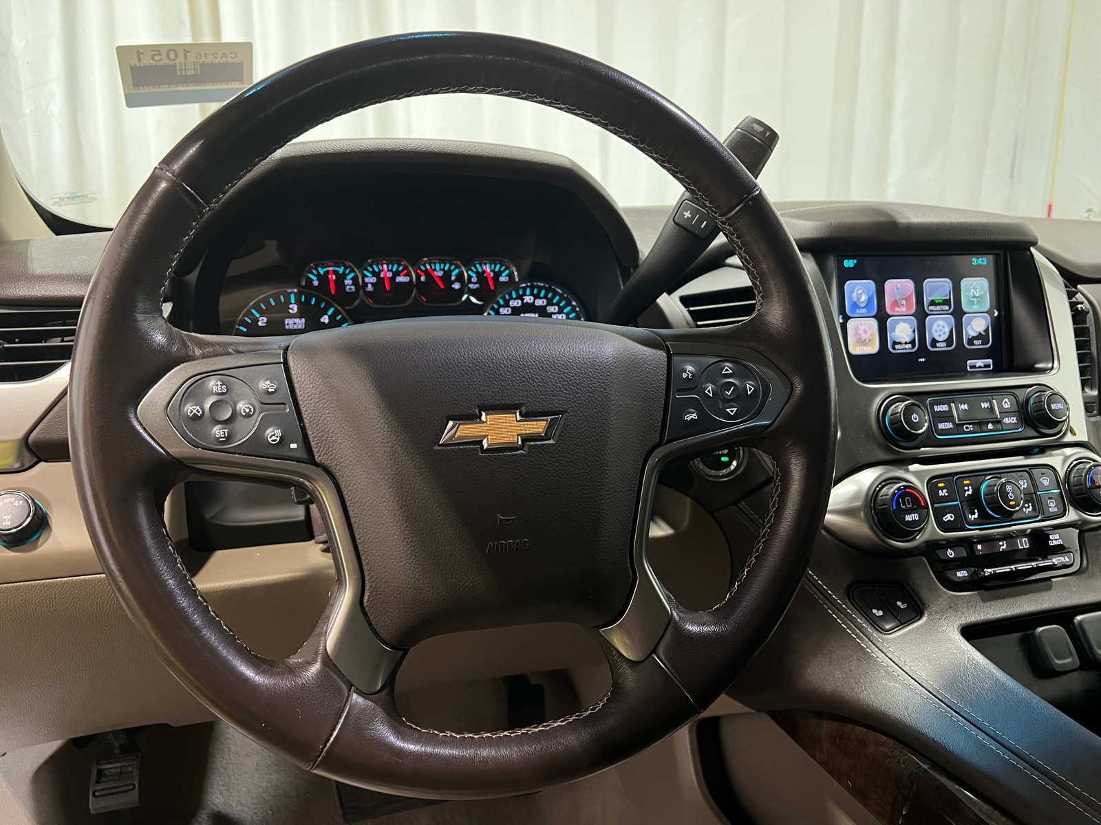 Thumbnail: 2019 Chevrolet Tahoe - 4