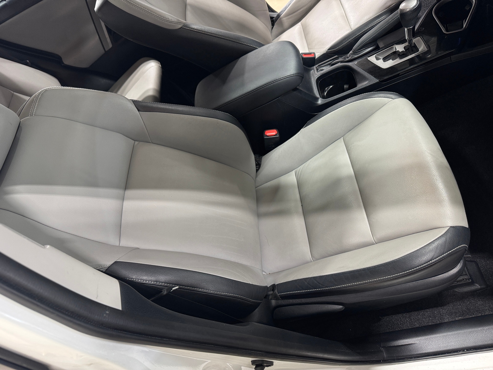 Thumbnail: 2016 Toyota RAV4 - 2