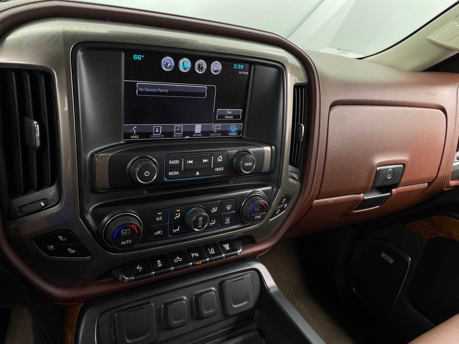 Thumbnail: 2016 Chevrolet Silverado 2500 - 3