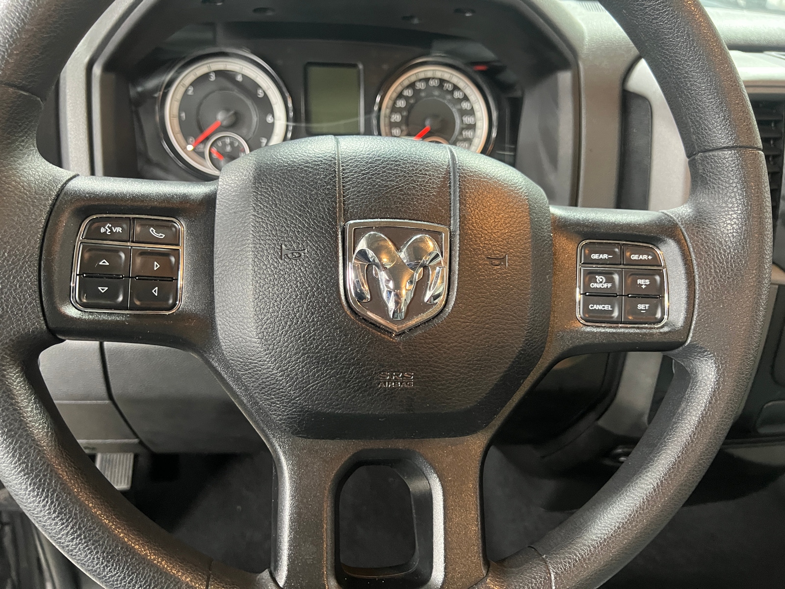 Thumbnail: 2019 RAM 1500 Classic - 5