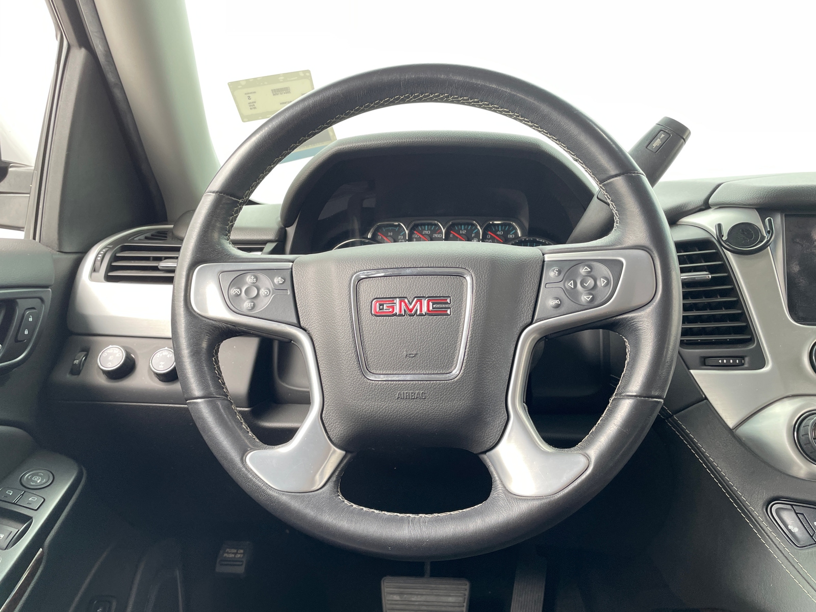 Thumbnail: 2018 GMC Yukon - 4