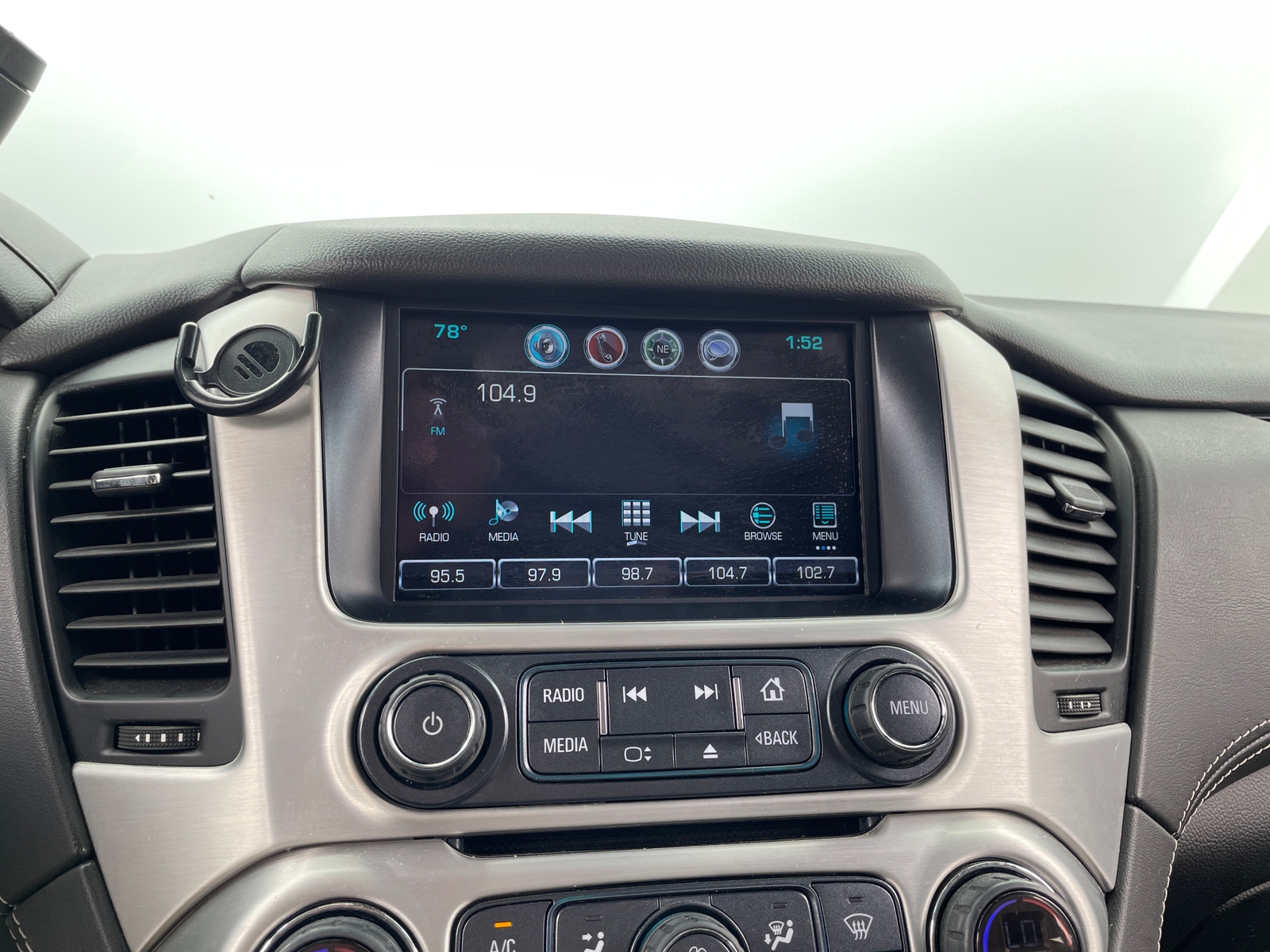 Thumbnail: 2018 GMC Yukon - 3