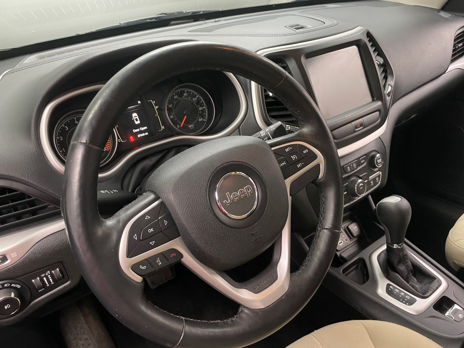 Thumbnail: 2015 Jeep Cherokee - 5