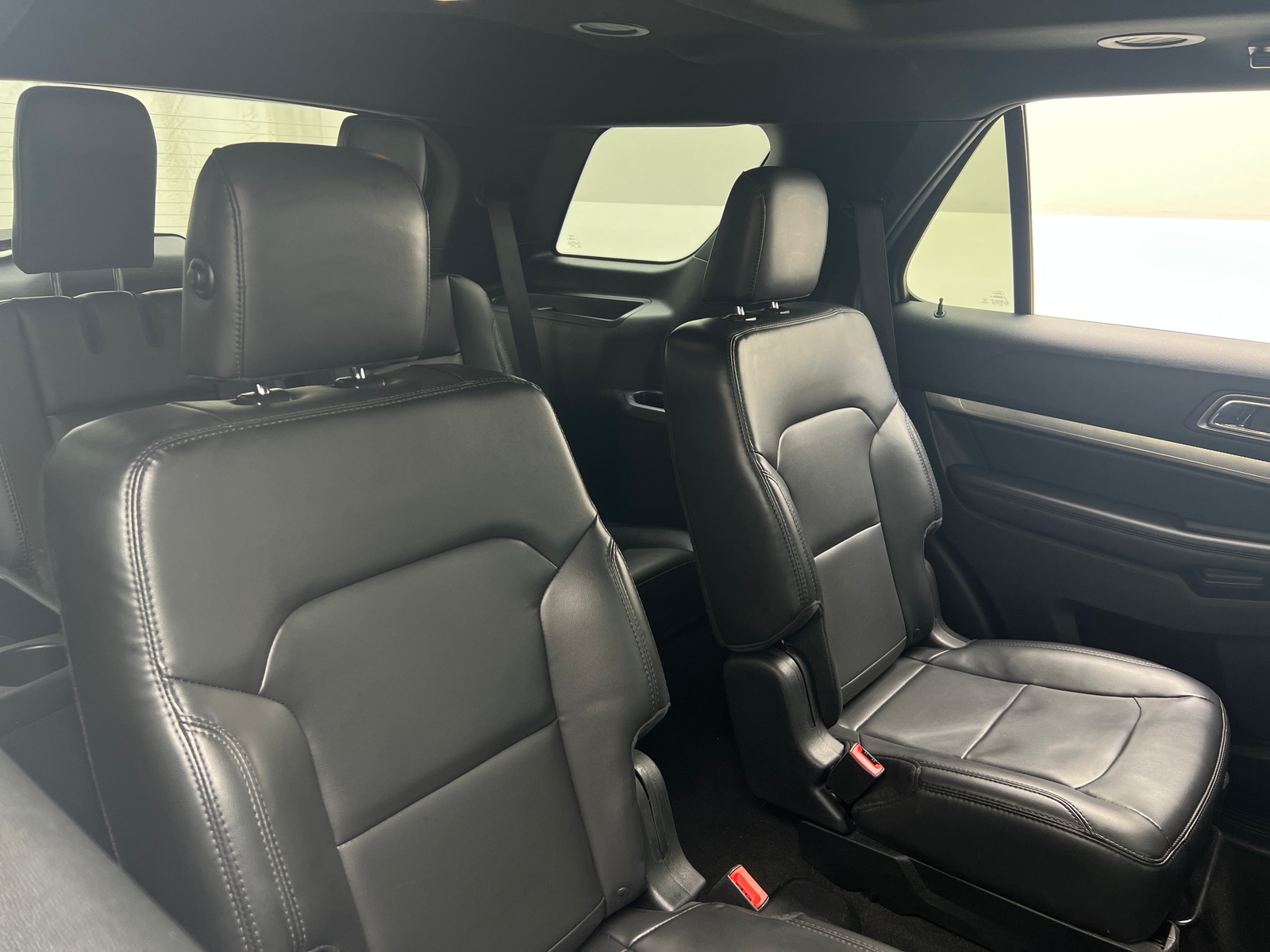 Thumbnail: 2019 Ford Explorer - 6