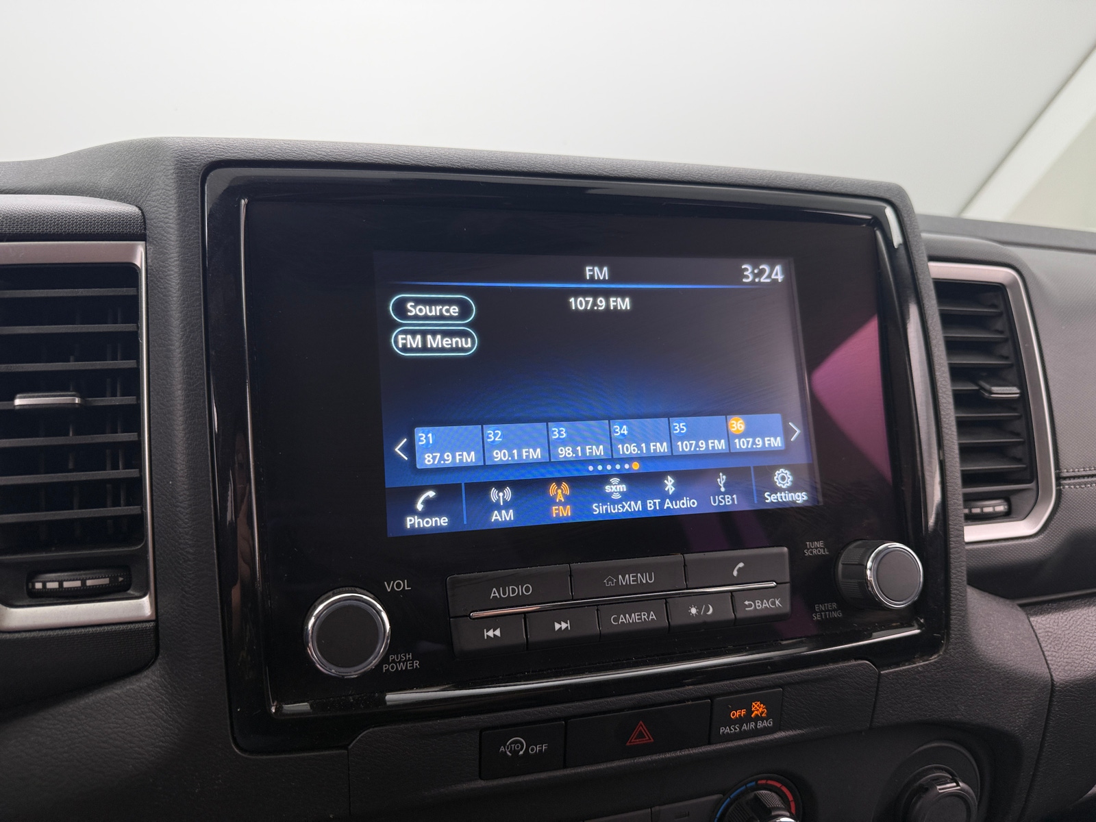 Thumbnail: 2023 Nissan Frontier - 4