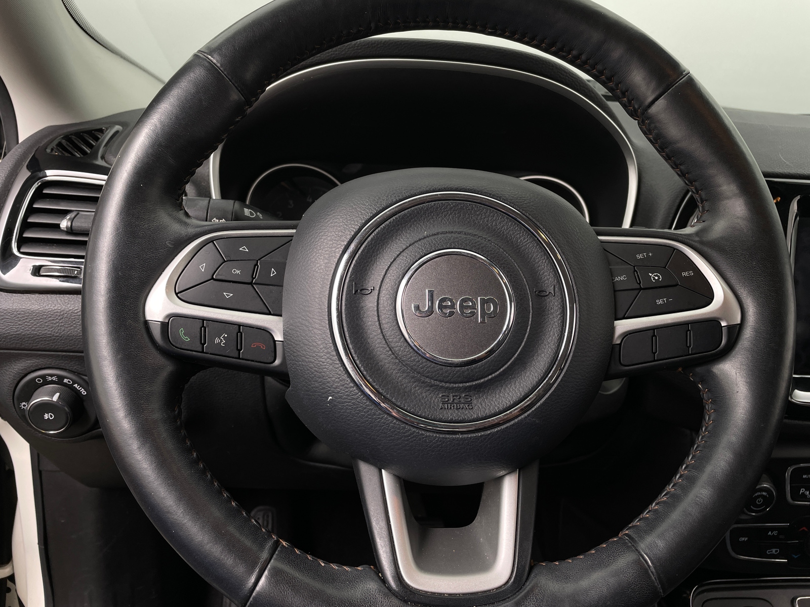 Thumbnail: 2018 Jeep Compass - 4