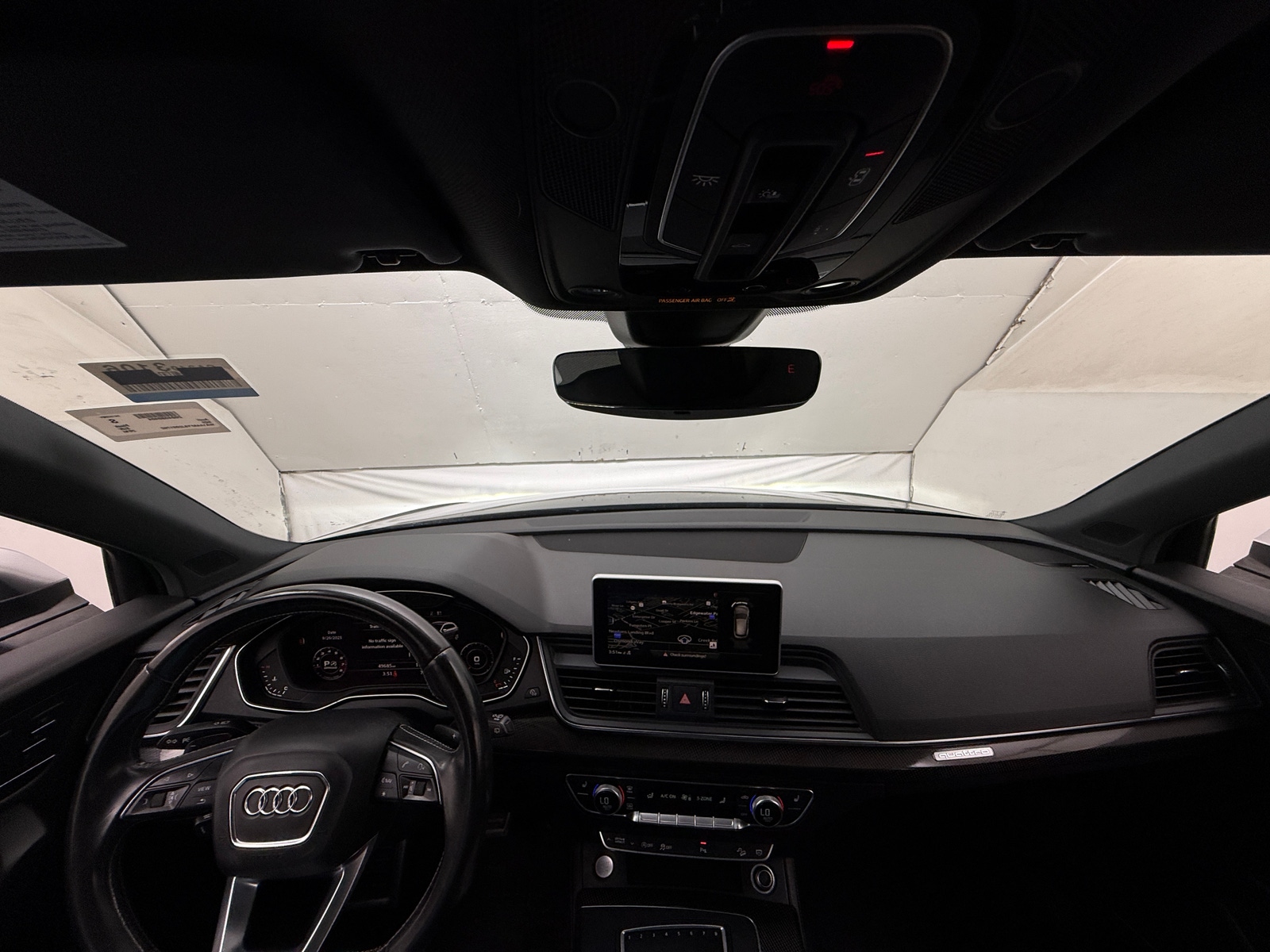 Thumbnail: 2018 Audi SQ5 - 2