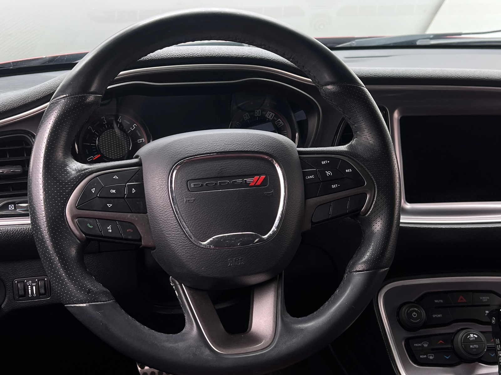 Thumbnail: 2019 Dodge Challenger - 4
