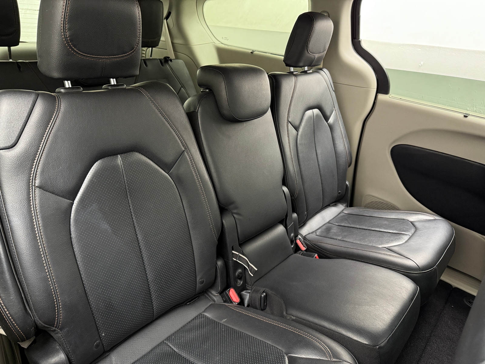 Thumbnail: 2020 Chrysler Pacifica - 5