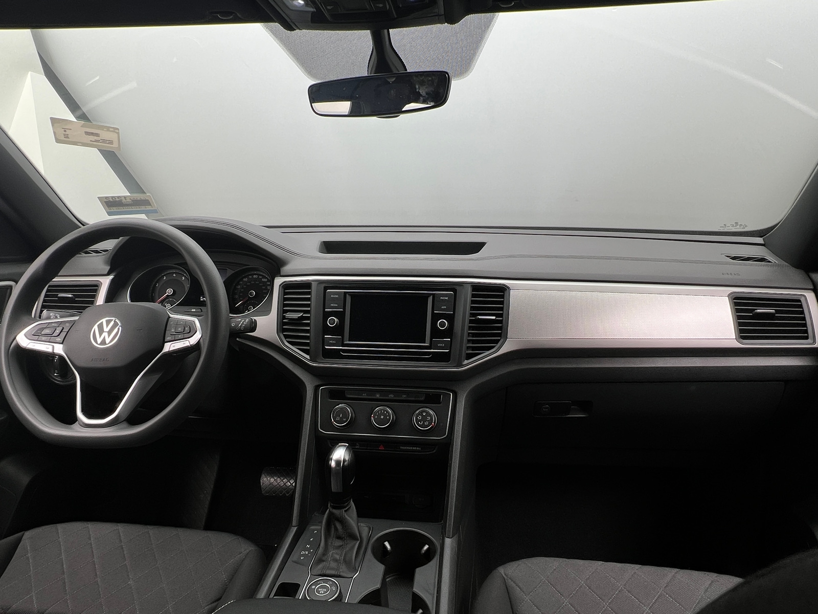 Thumbnail: 2020 Volkswagen Atlas - 3
