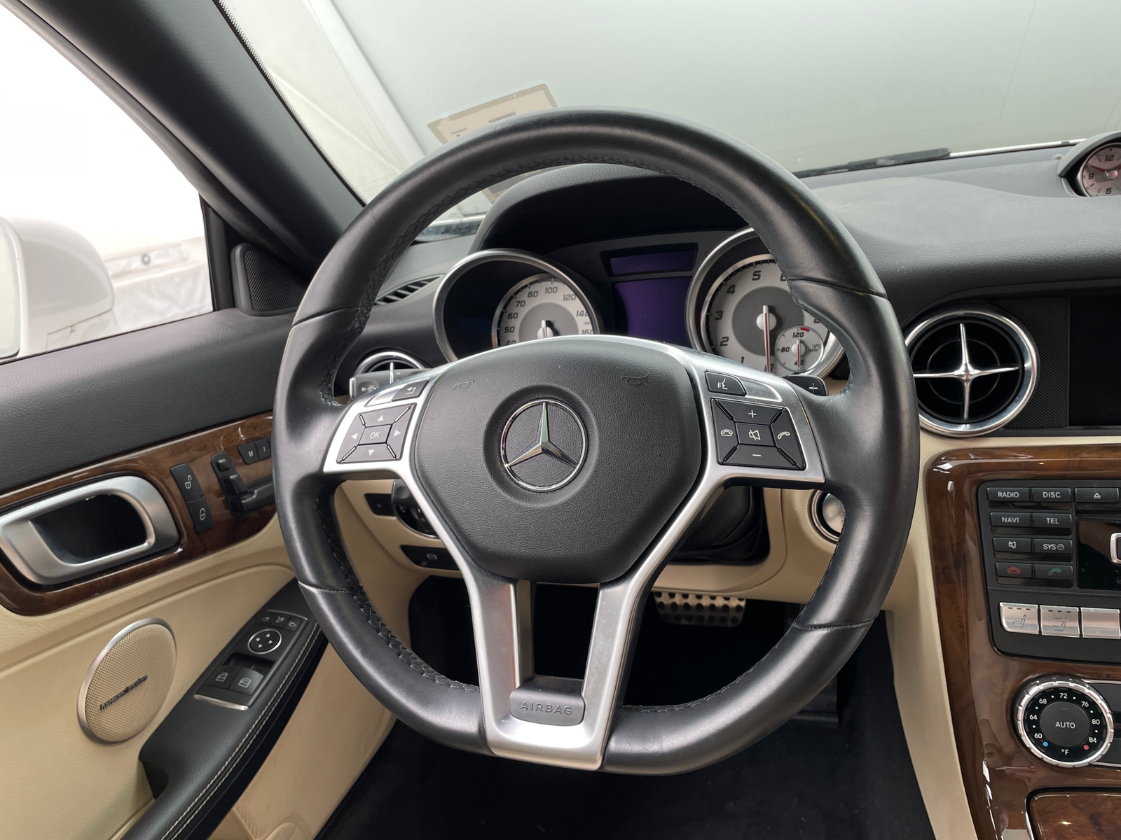 Thumbnail: 2016 Mercedes-Benz SLK - 4