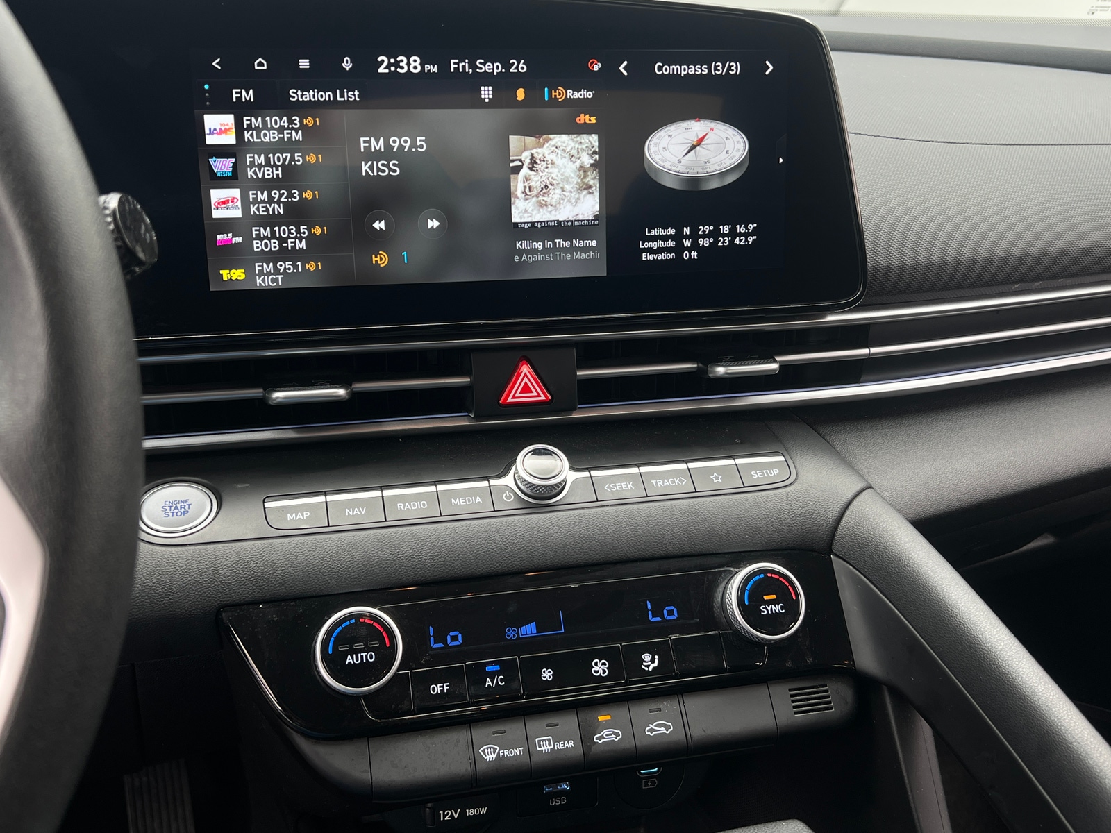 Thumbnail: 2024 Hyundai Elantra - 4