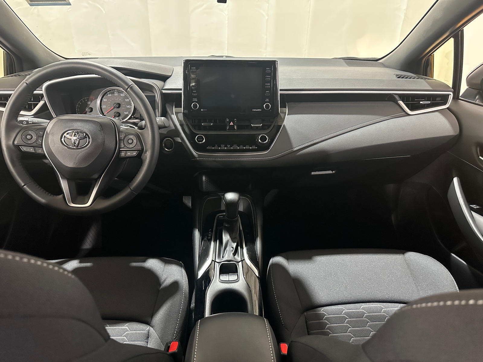 Thumbnail: 2022 Toyota Corolla - 3
