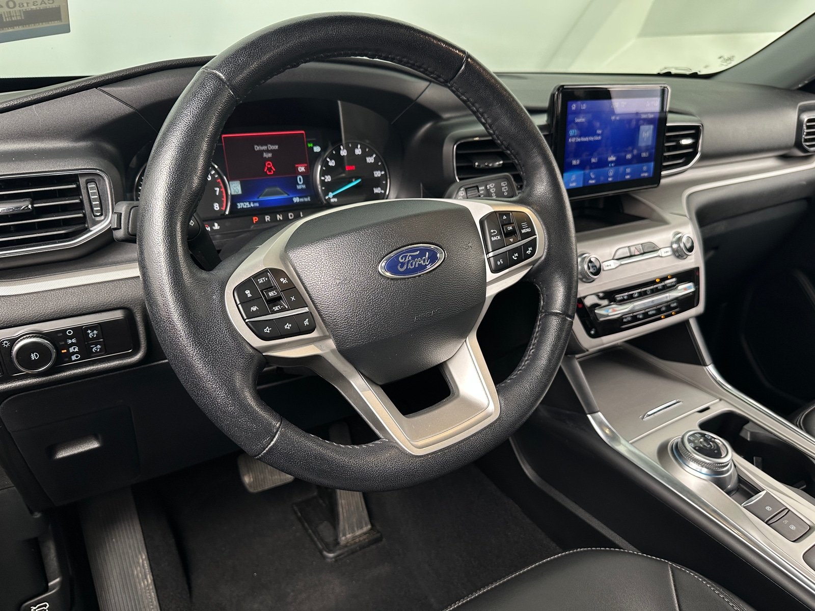 Thumbnail: 2023 Ford Explorer - 5