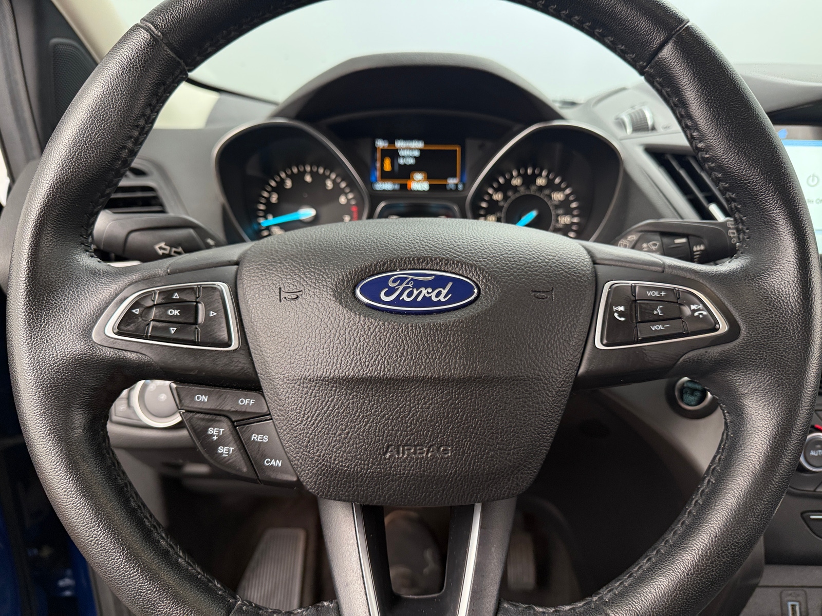 Thumbnail: 2019 Ford Escape - 4