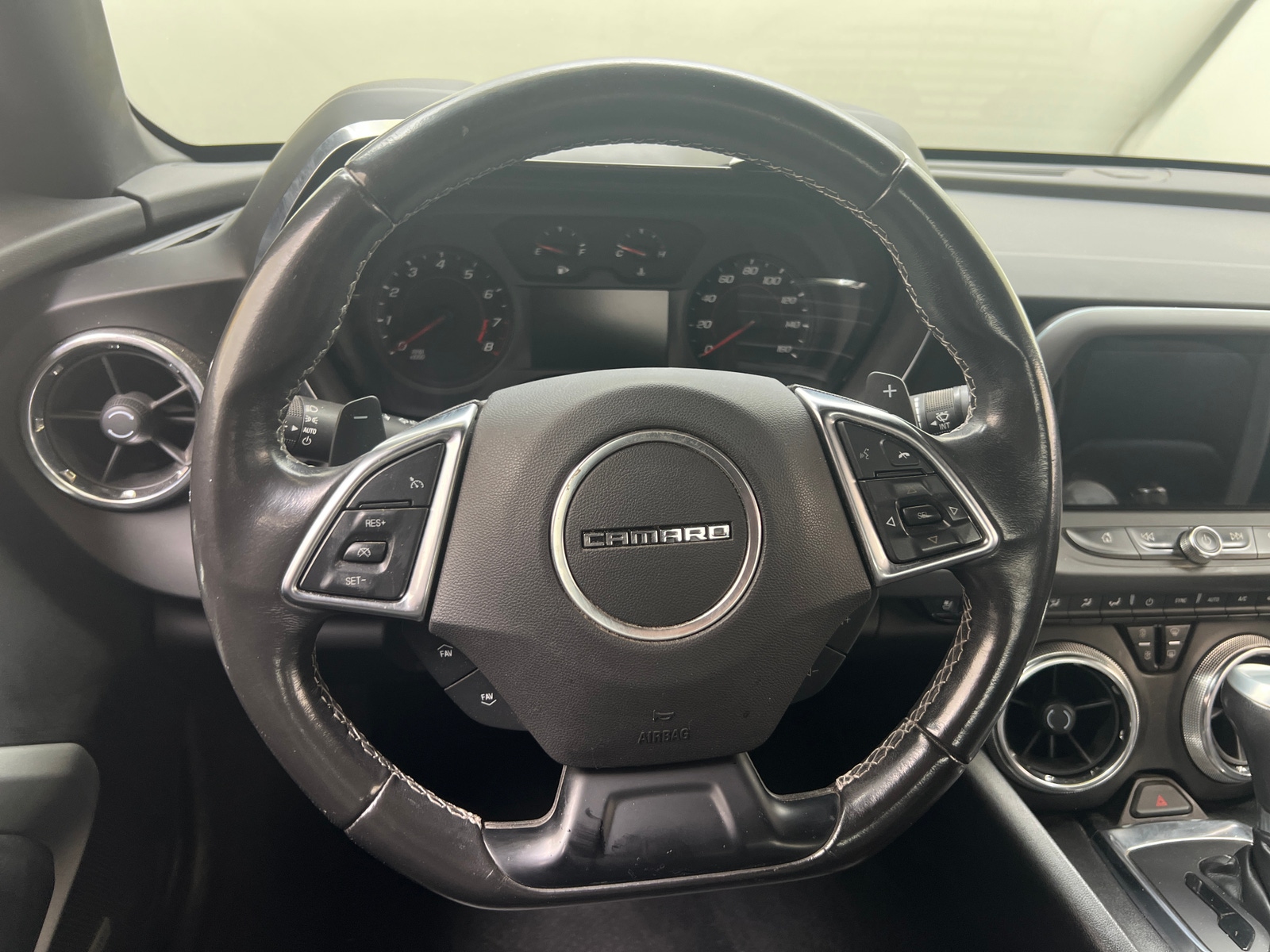 Thumbnail: 2018 Chevrolet Camaro - 3