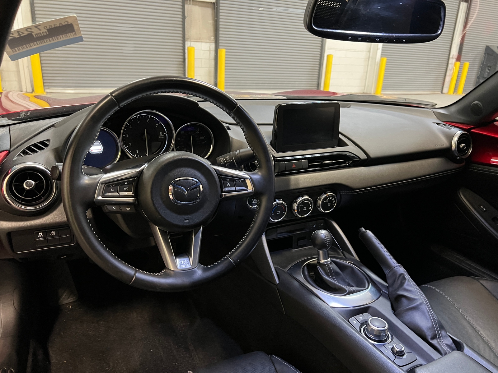 Thumbnail: 2022 Mazda MX-5 Miata - 2