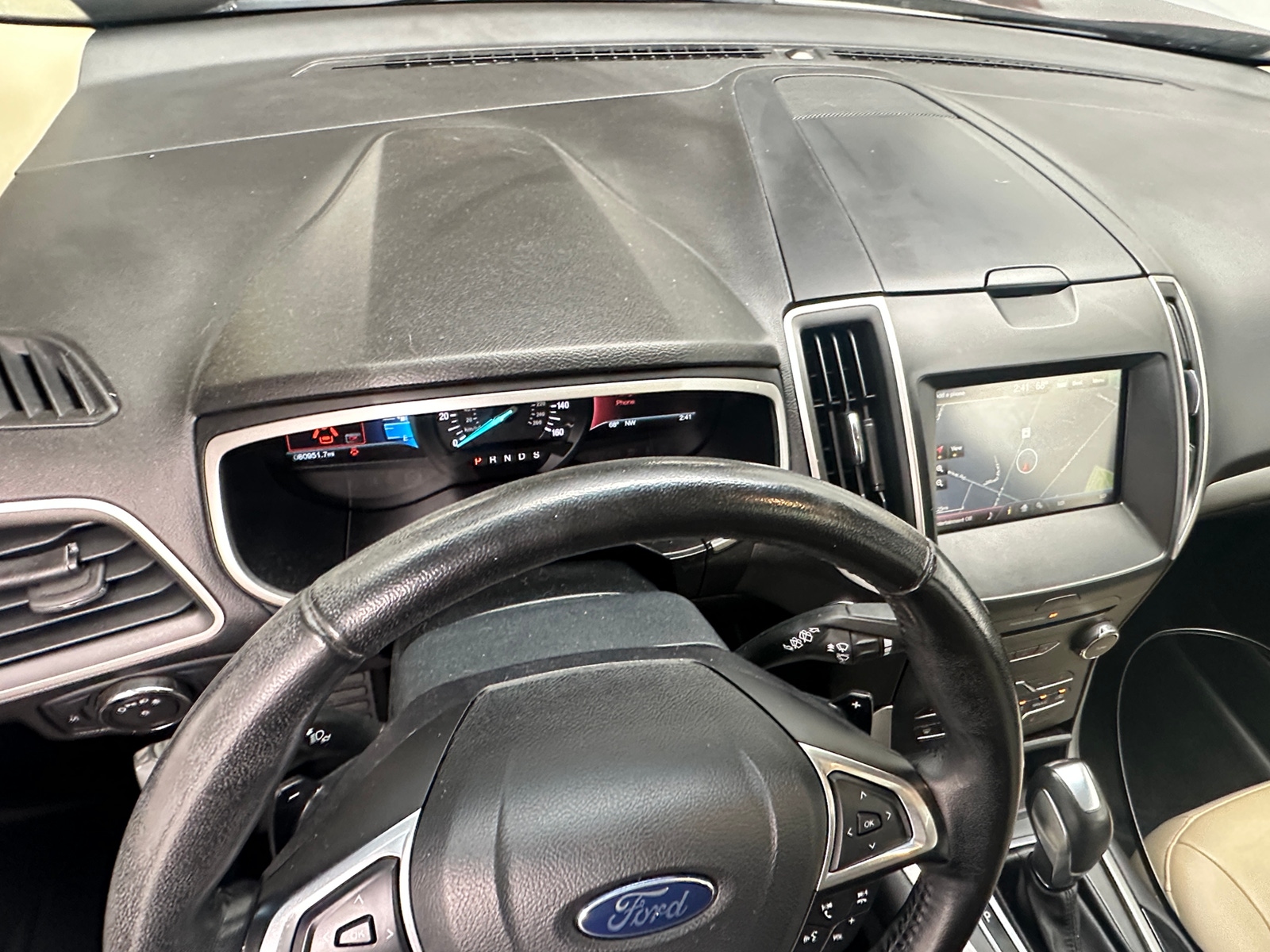 Thumbnail: 2015 Ford Edge - 2