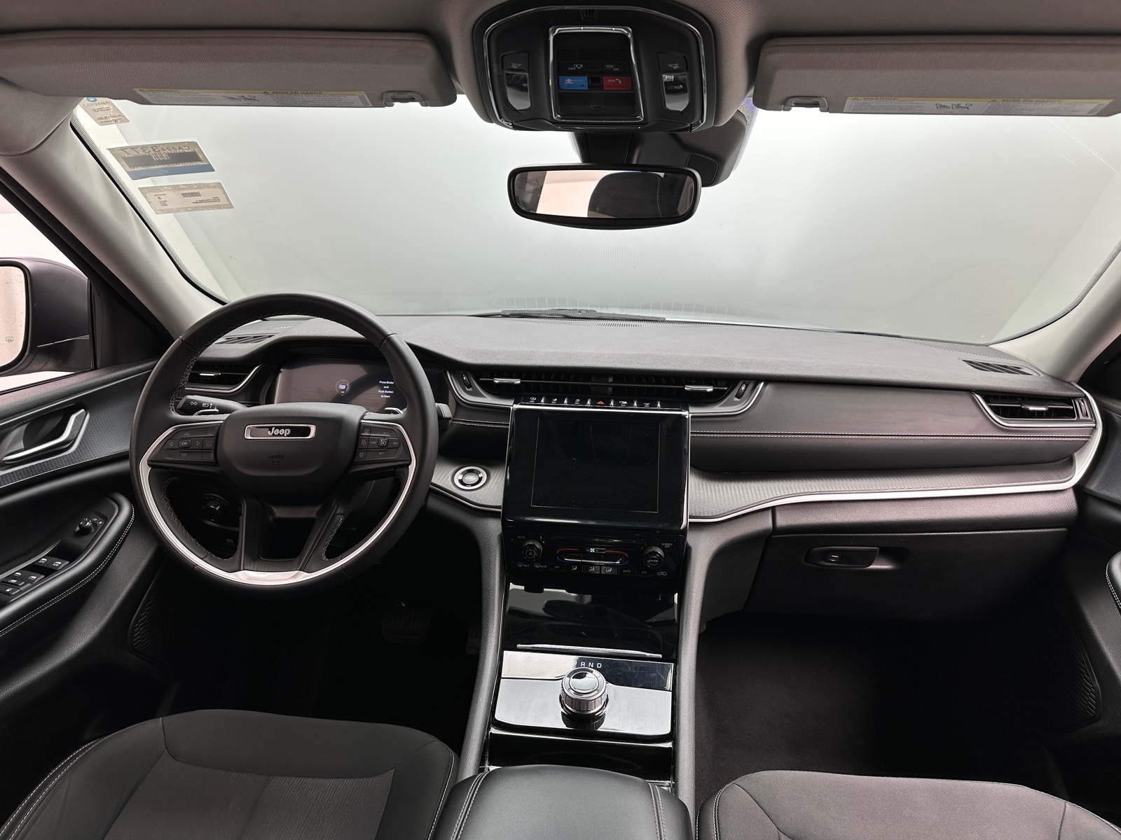 Thumbnail: 2023 Jeep Grand Cherokee L - 3