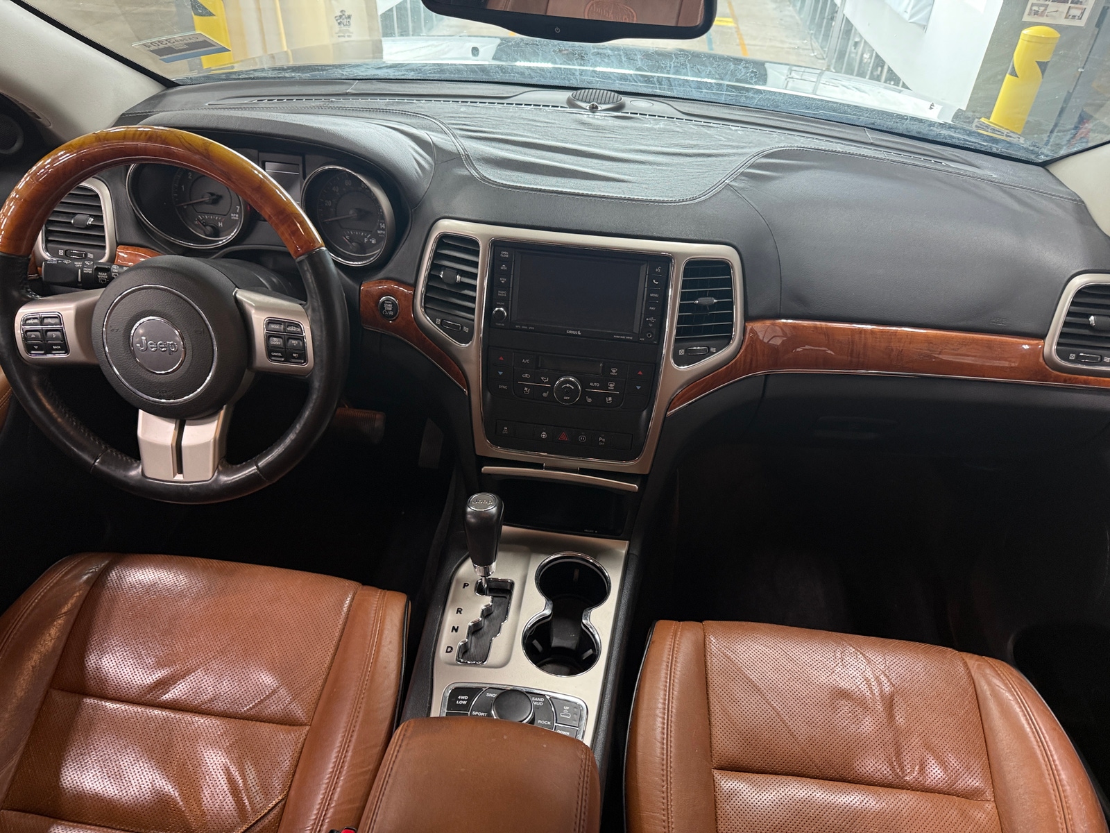 Thumbnail: 2012 Jeep Grand Cherokee - 2