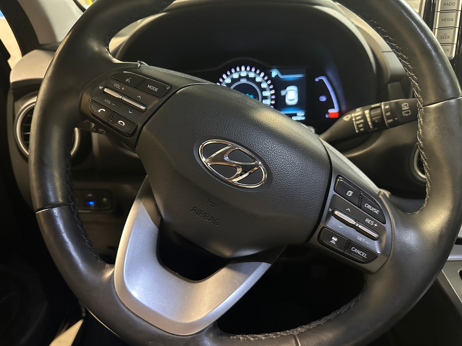 Thumbnail: 2019 Hyundai Kona - 4