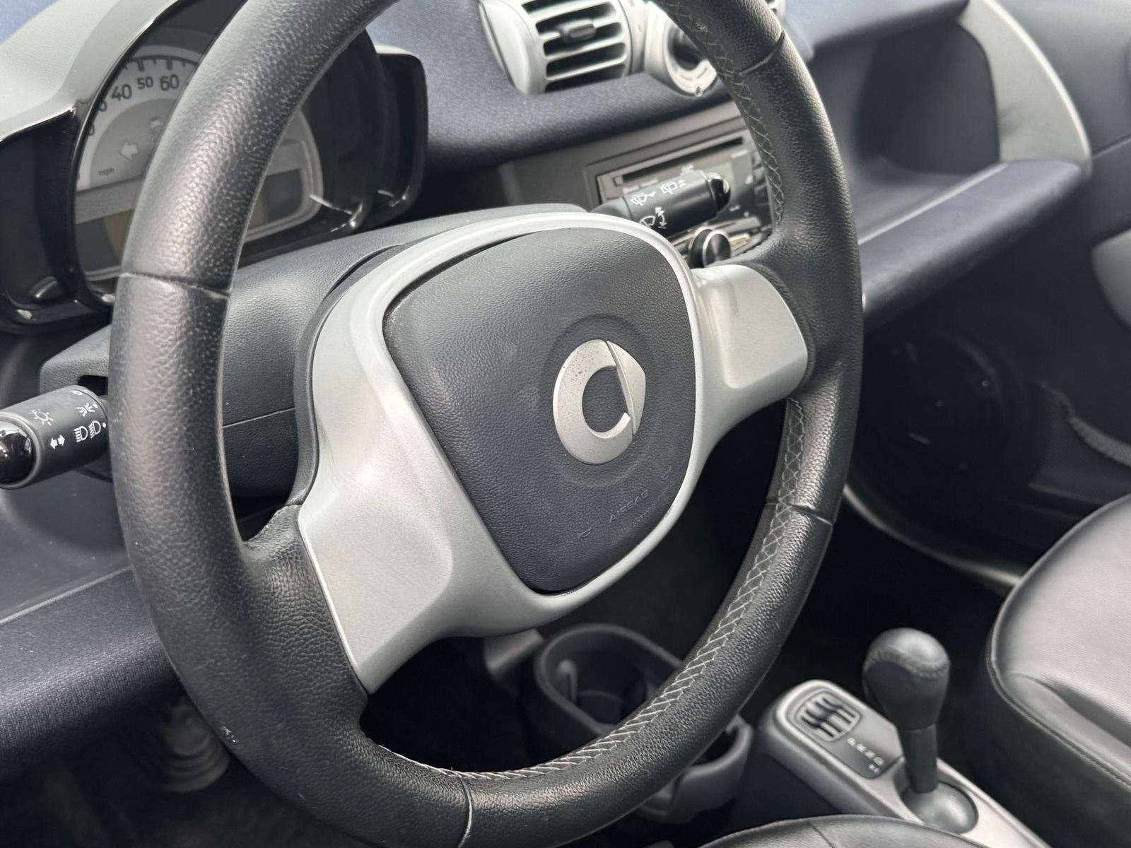 Thumbnail: 2014 smart fortwo - 4