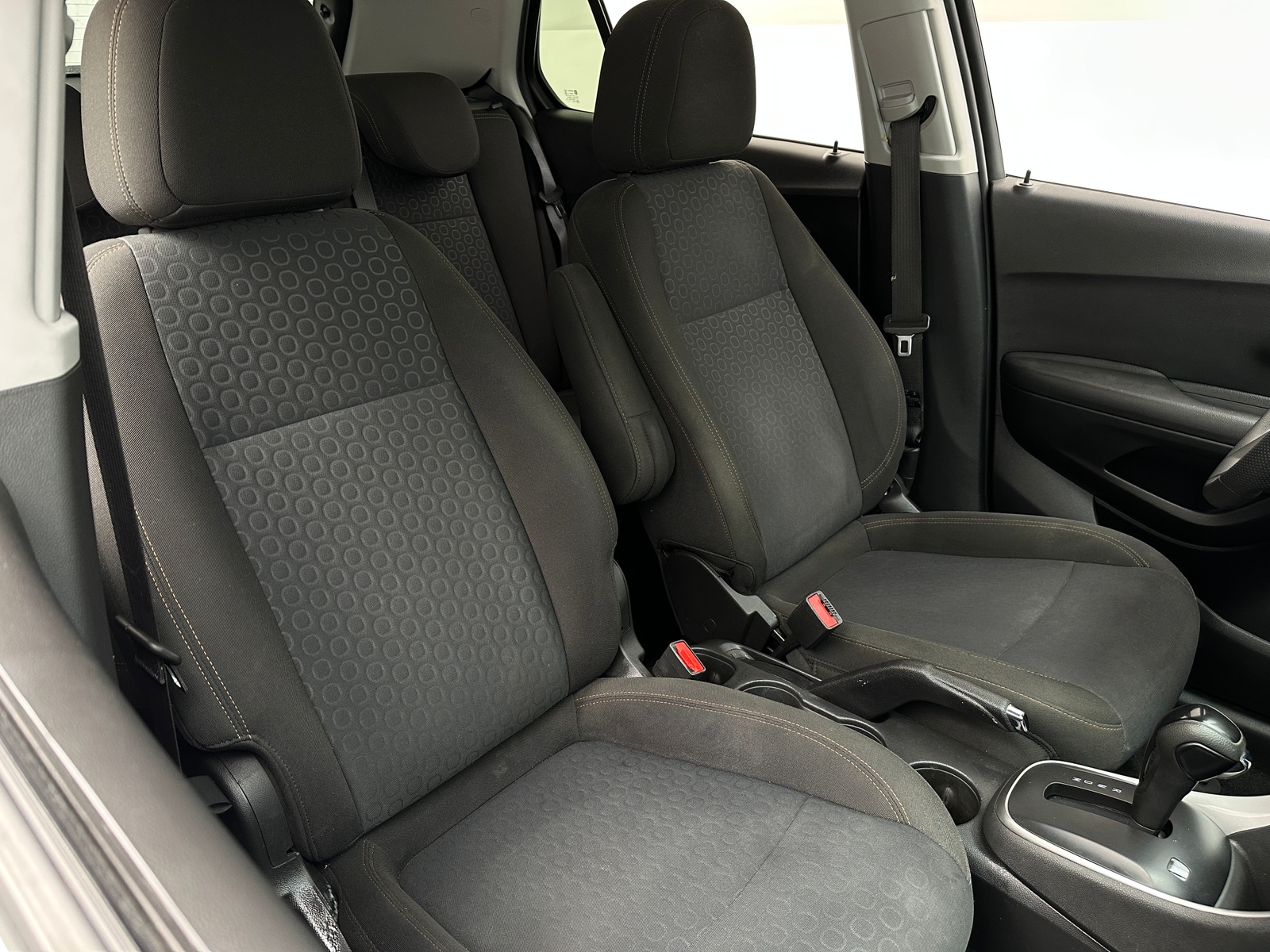 Thumbnail: 2020 Chevrolet Trax - 2