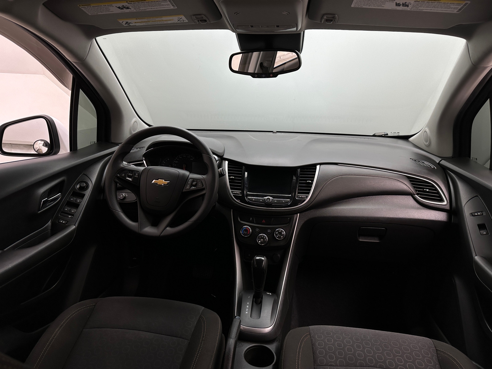 Thumbnail: 2020 Chevrolet Trax - 3