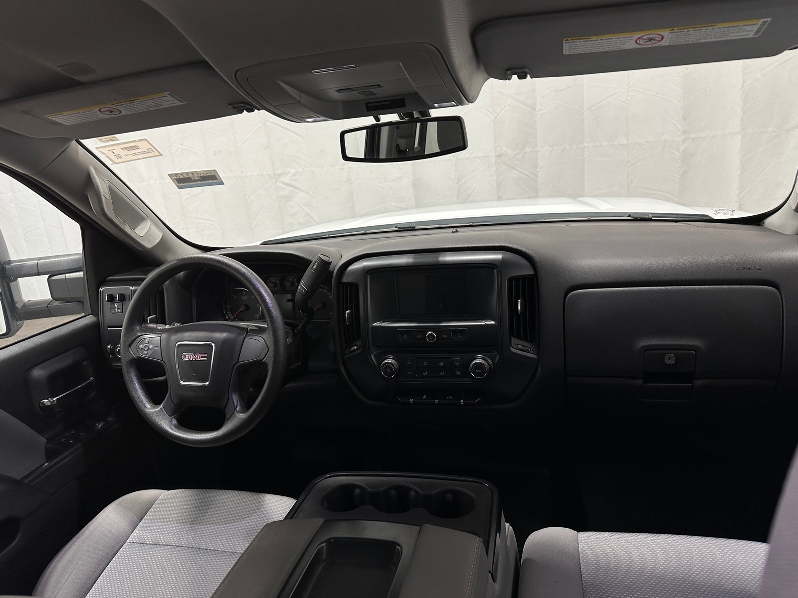 Thumbnail: 2019 GMC Sierra 2500 - 3
